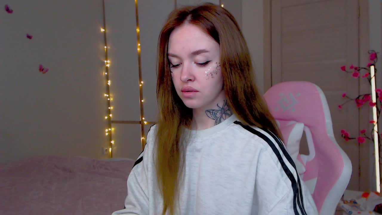 NaughtyMable Live Sex December 18, 2025