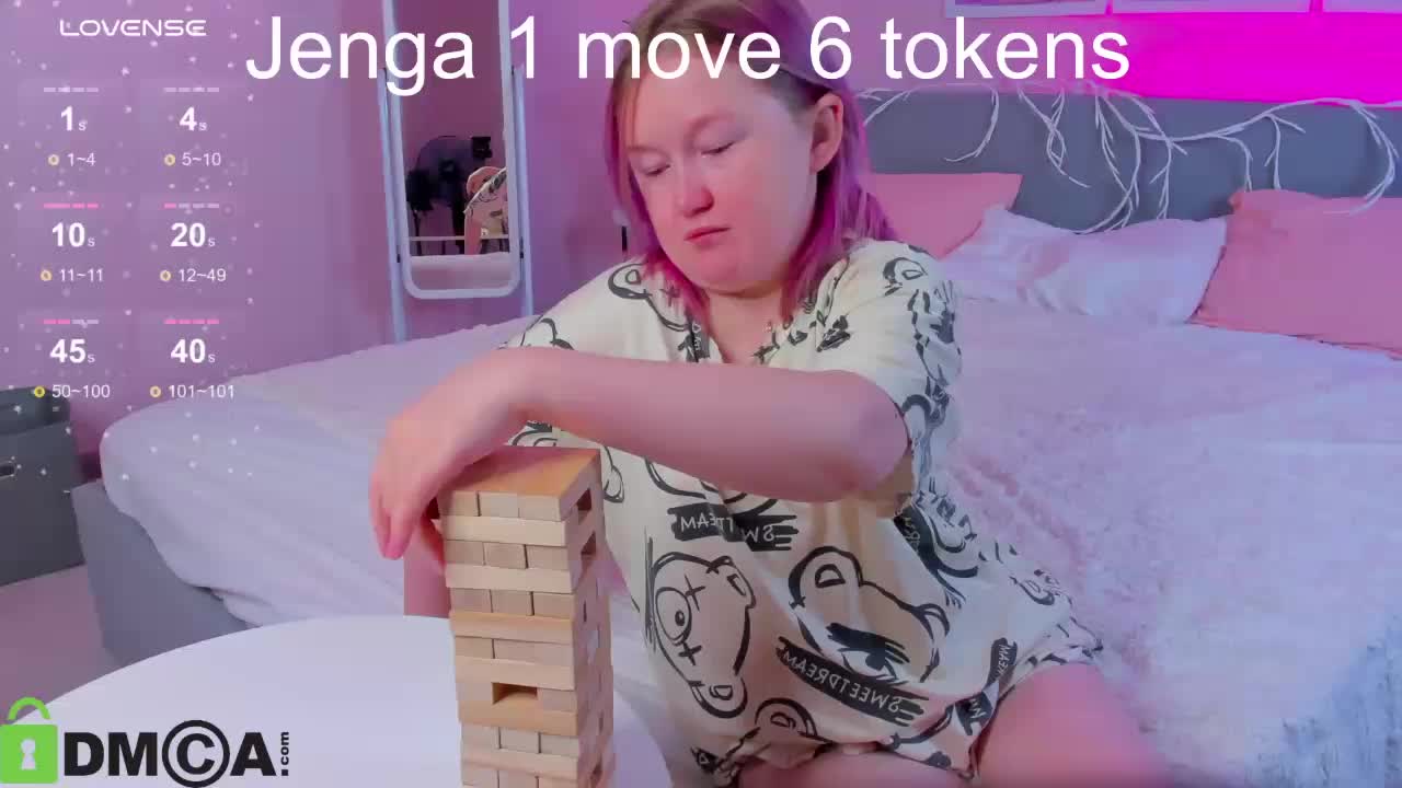 Sara-Moor Live Sex December 17, 2025