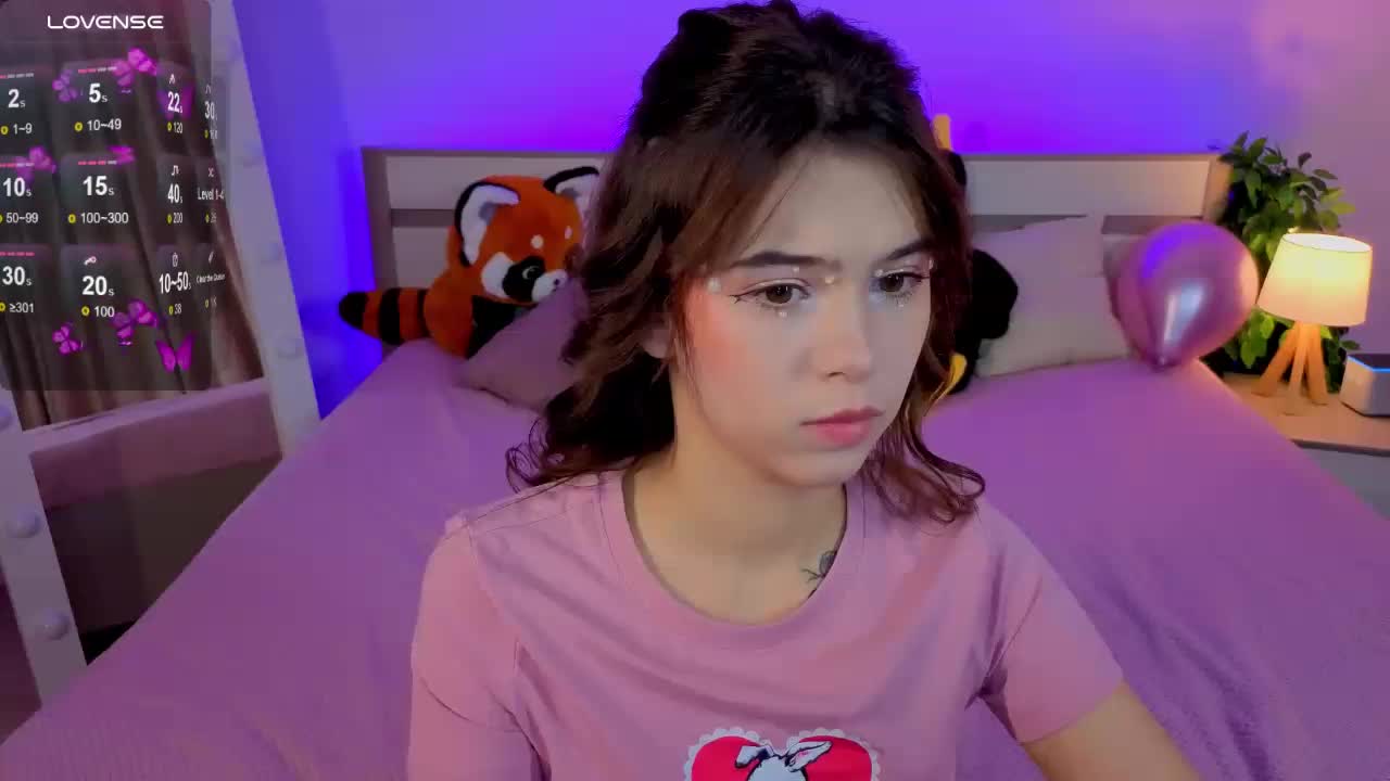 CoralineJones Live Sex December 19, 2025