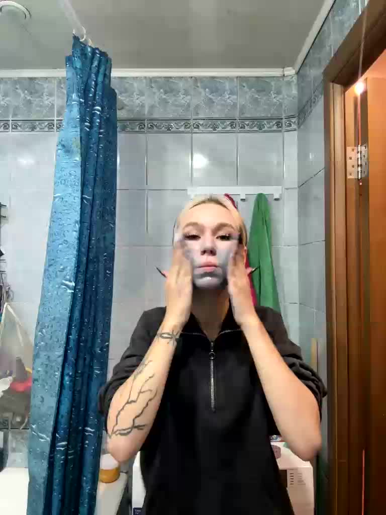 askorbinkiii Live Sex December 13, 2025