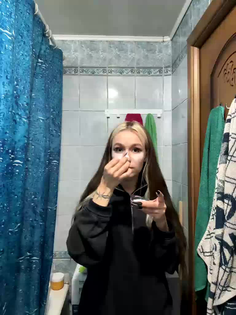 askorbinkiii Live Sex December 13, 2025