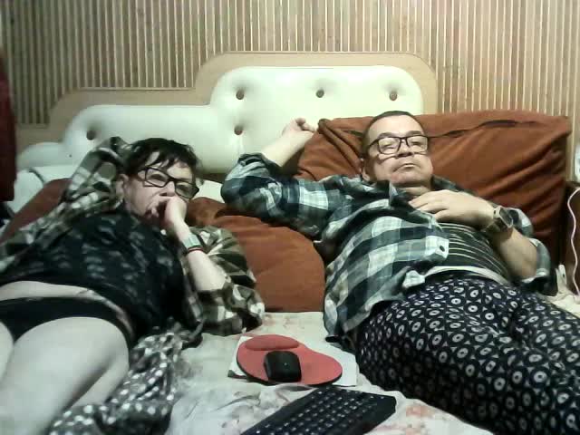 coupleofcoolx Live Sex December 15, 2025