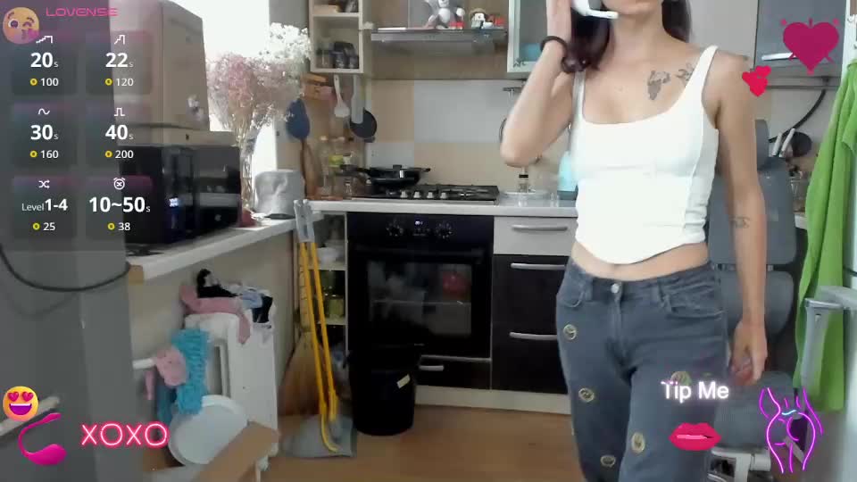 _nika_kik Live Sex December 15, 2025