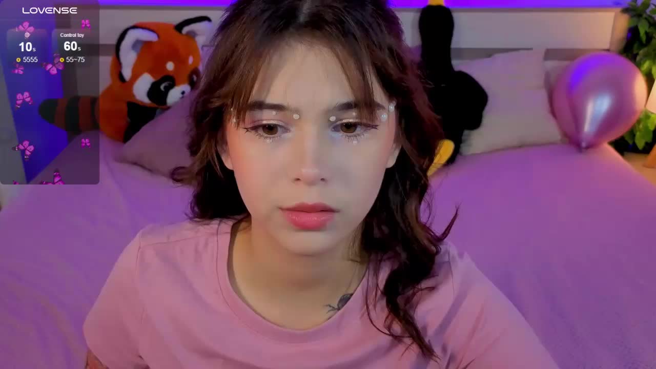 CoralineJones Live Sex December 19, 2025