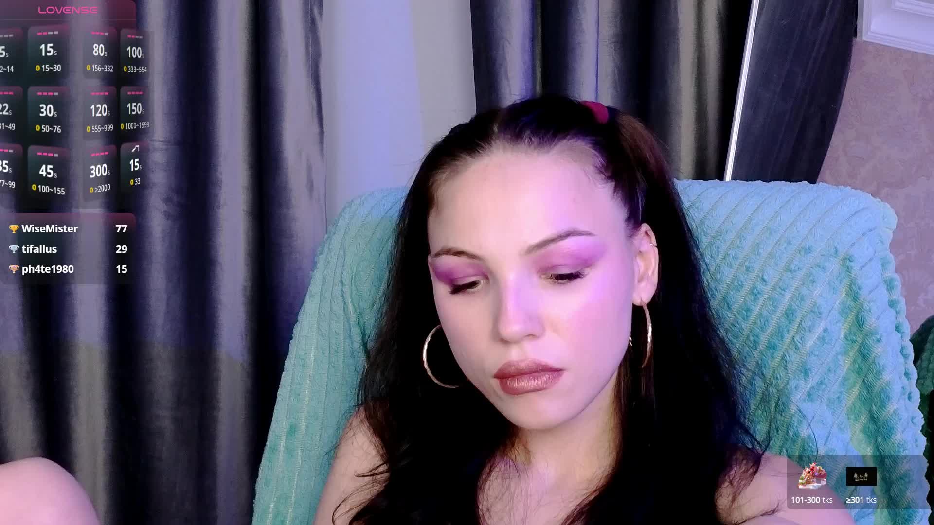 EmilyLuxxxury Live Sex December 13, 2025