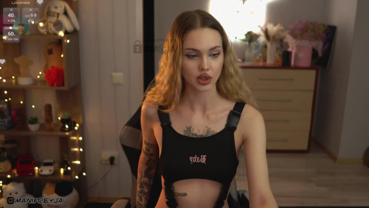 ManiFreyja Live Sex December 18, 2025