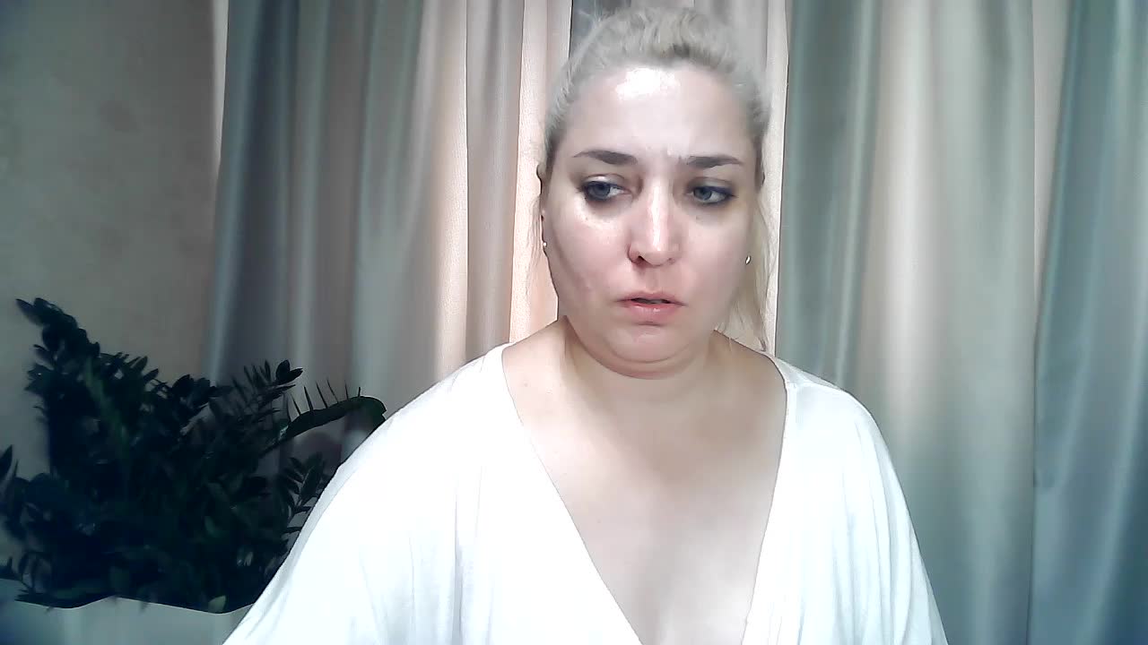 KickaIricka Live Sex December 14, 2025