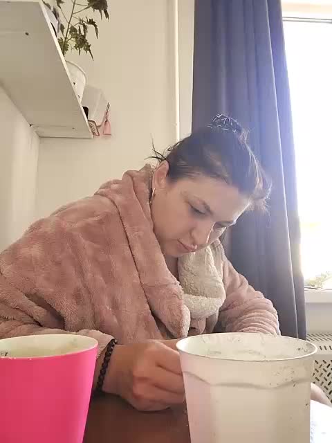 MonicaMilf Live Sex December 13, 2025