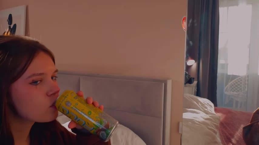 Mia_Luw Live Sex December 15, 2025