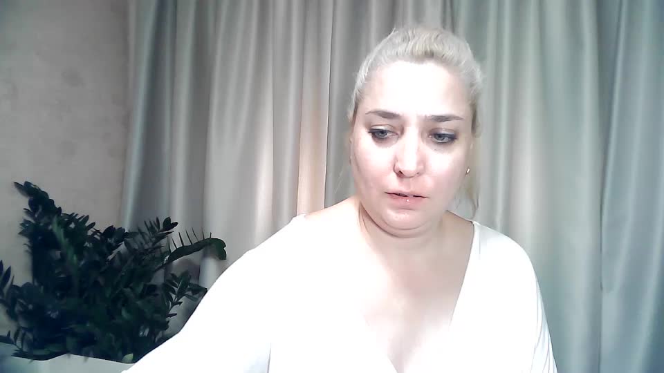 KickaIricka Live Sex December 14, 2025