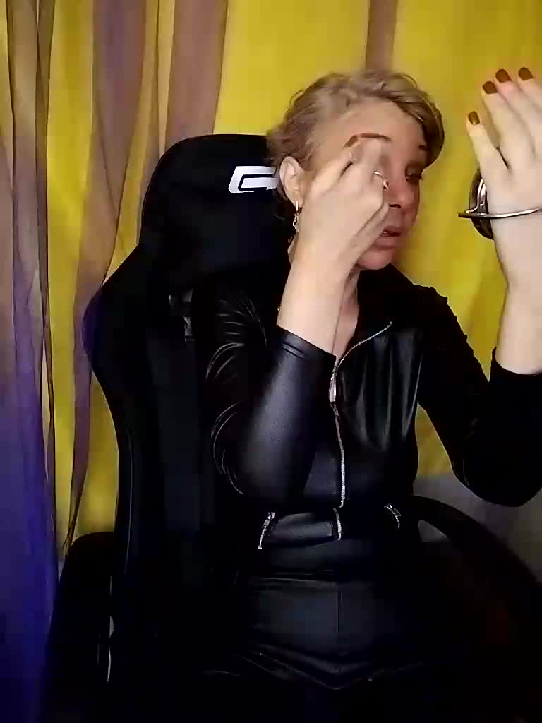 AsyaLorna Live Sex December 13, 2025