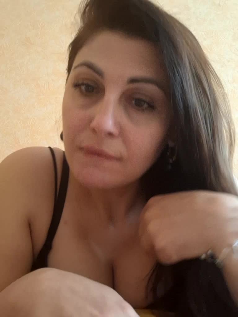 AmyRoses Live Sex December 18, 2025