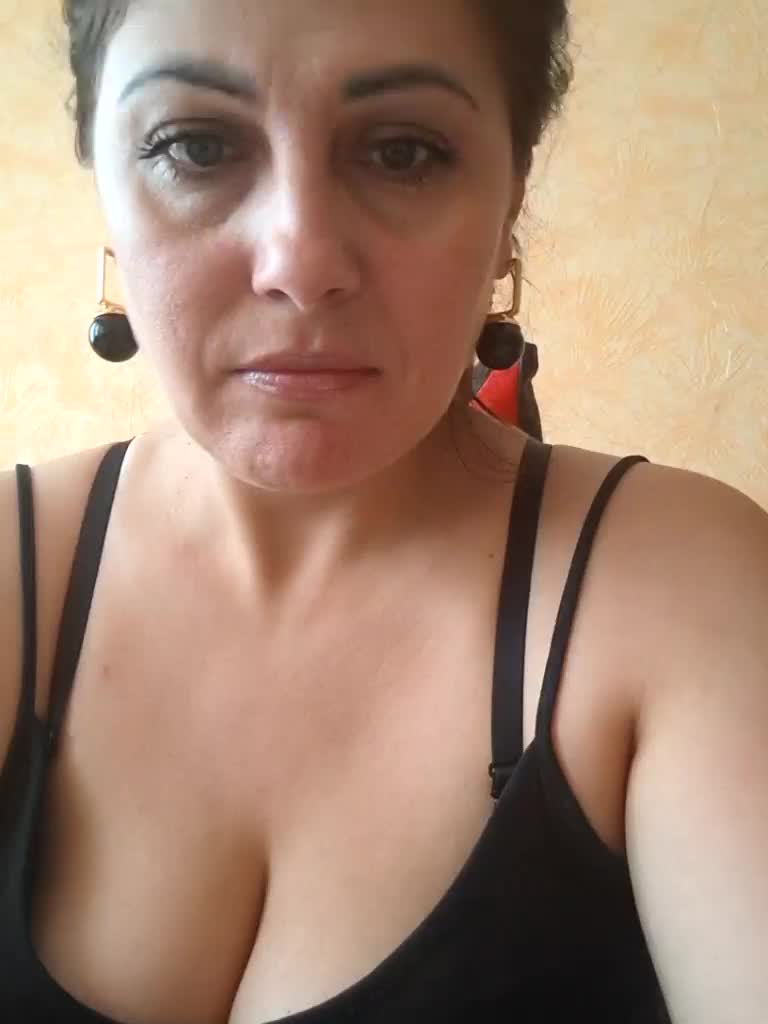 AmyRoses Live Sex December 18, 2025