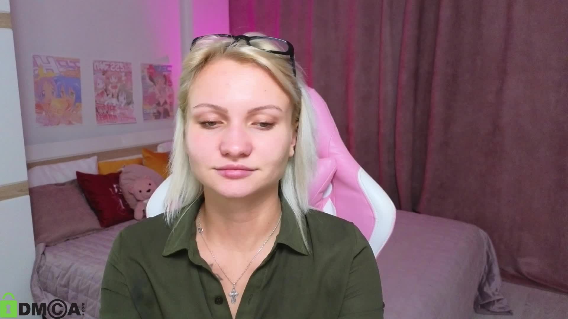 CameronDiaz5 Live Sex December 17, 2025