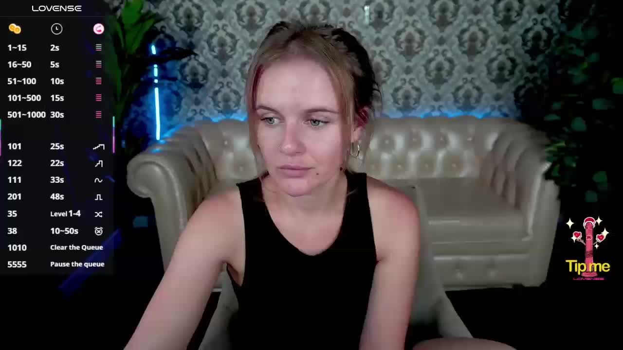 MaribelRiver Live Sex December 17, 2025