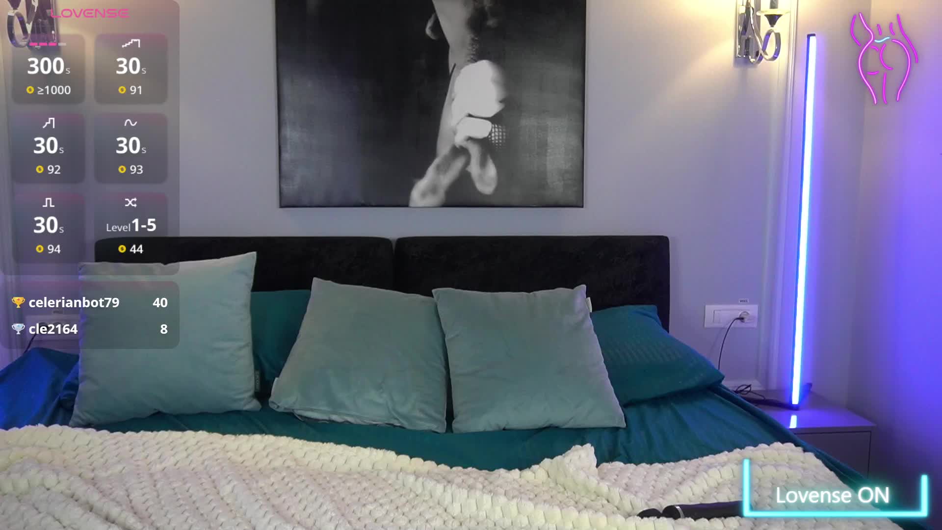 EliseVelour Live Sex December 17, 2025