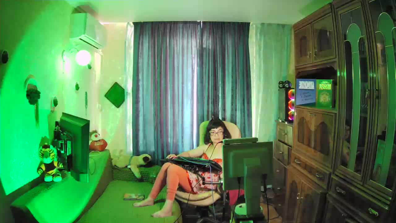 Infodar Live Sex December 19, 2025