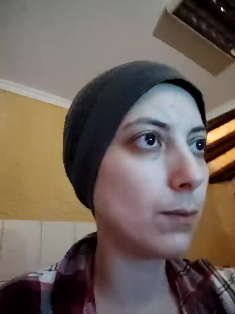 Kira700cams Live Sex December 14, 2025