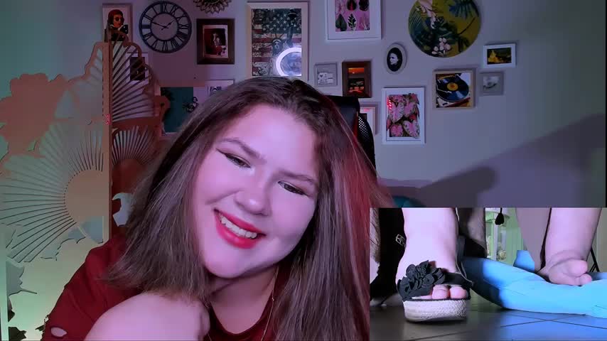 FlorenceAnderson Live Sex December 15, 2025