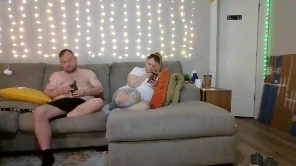 victoriaandjesse Live Sex December 18, 2025