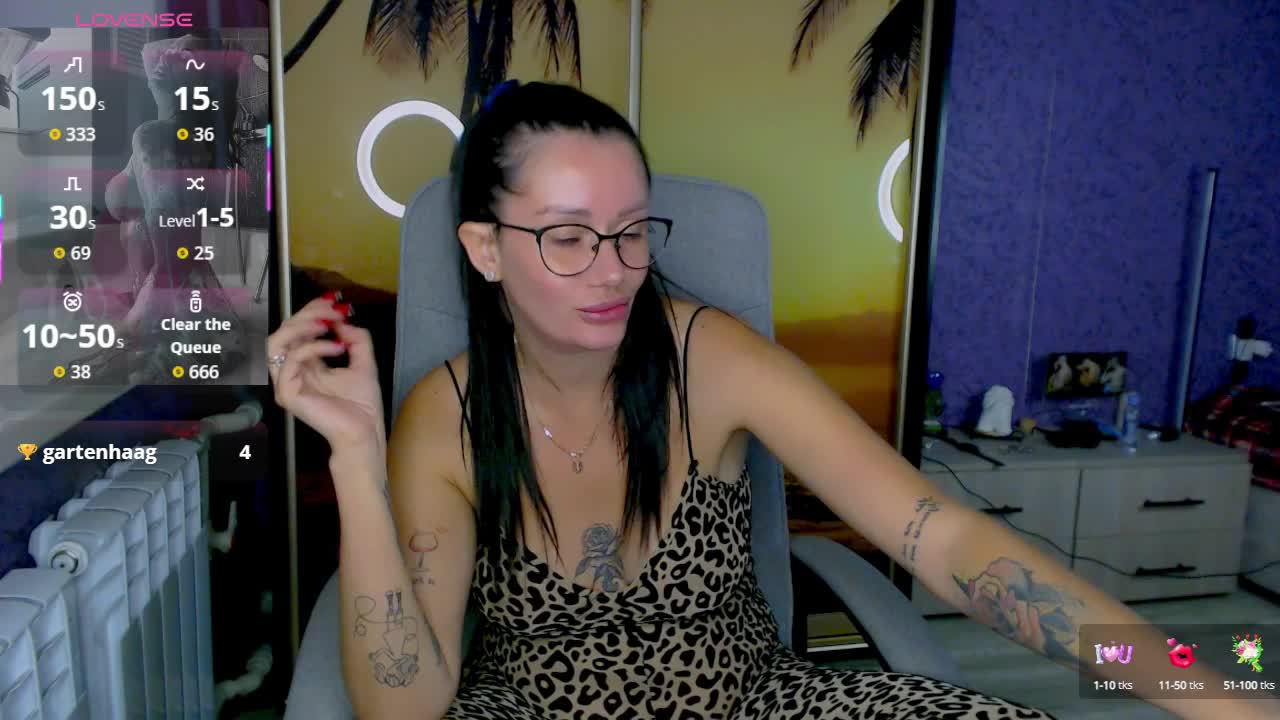 goldenwitchx Live Sex December 14, 2025