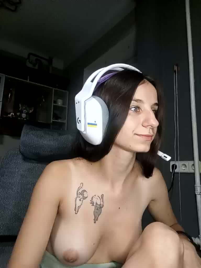 KikNika Live Sex December 13, 2025