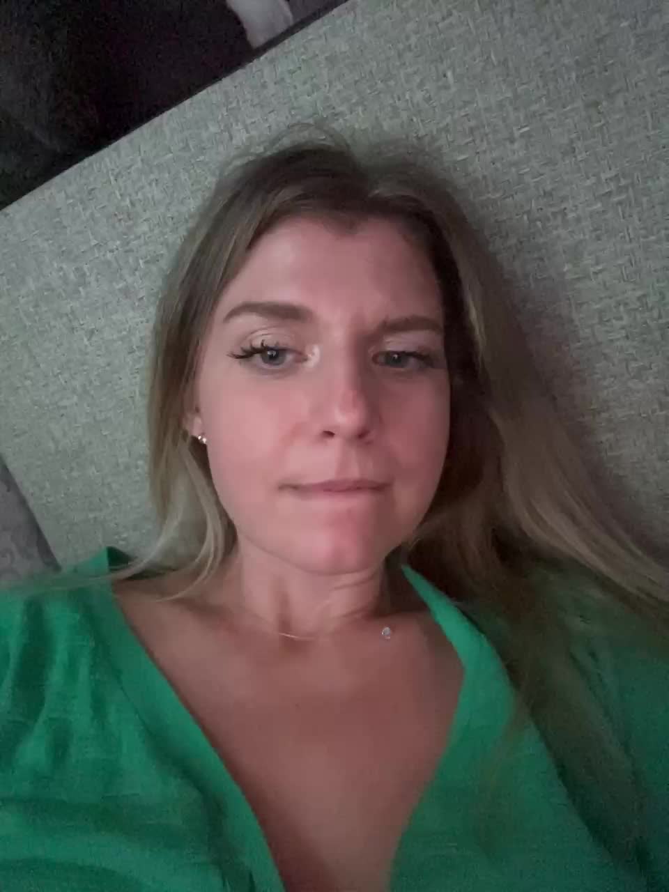 KotiMrrr Live Sex December 17, 2025