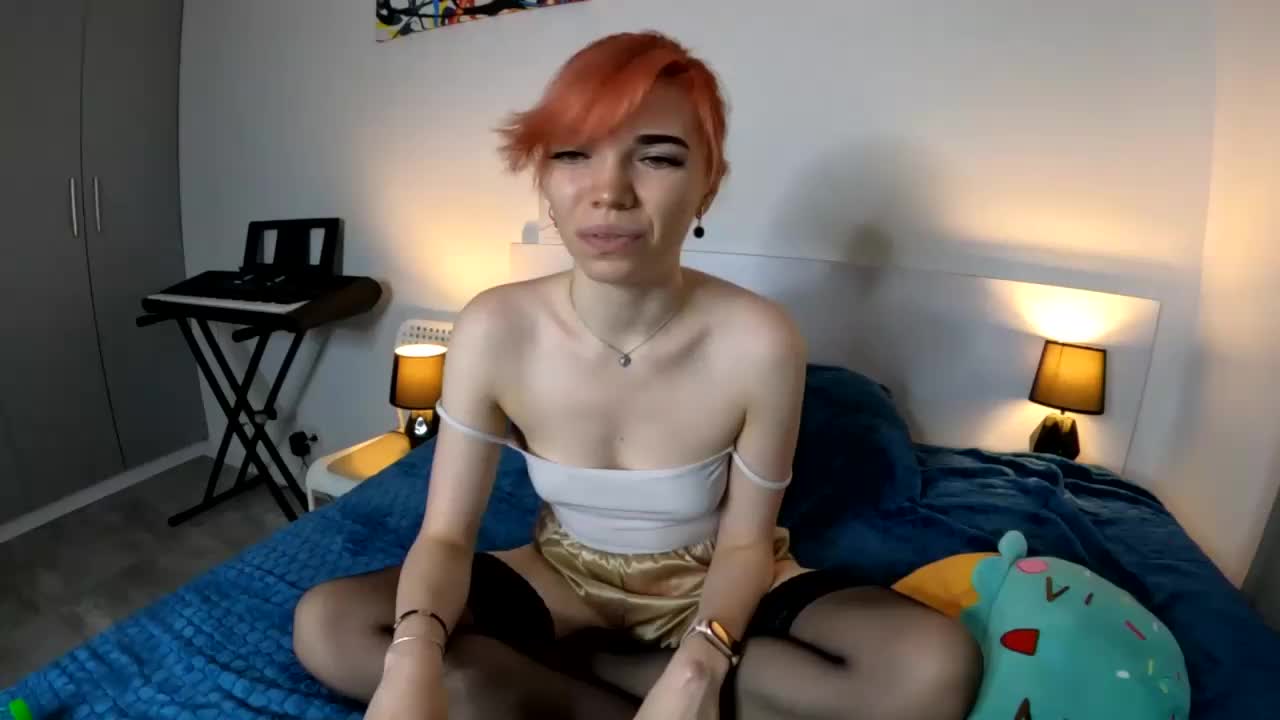 olivka-flower Live Sex December 17, 2025