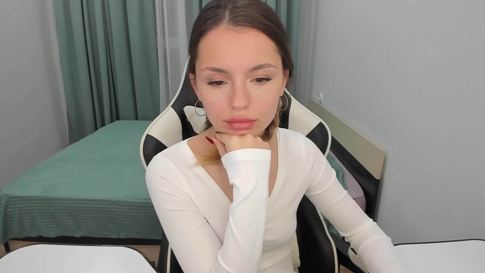 EmilySkout Live Sex December 13, 2025