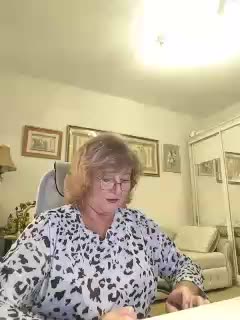 KarinkaSweet Live Sex December 14, 2025