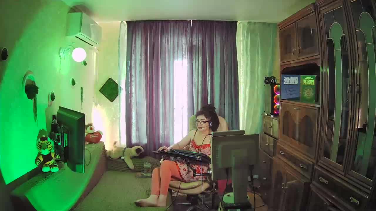 Infodar Live Sex December 19, 2025