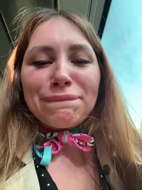 Girls-Leia Live Sex December 13, 2025