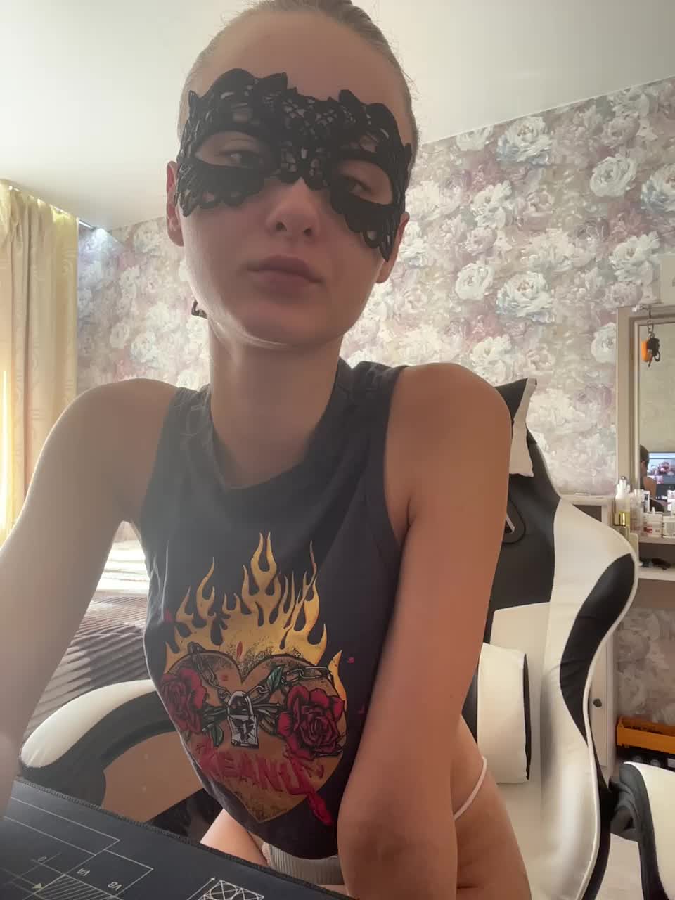 Sukkuba Live Sex December 14, 2025