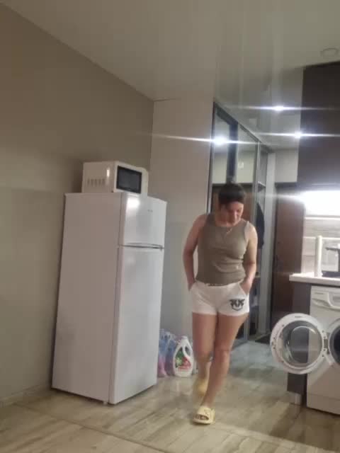 Kira183 Live Sex December 13, 2025