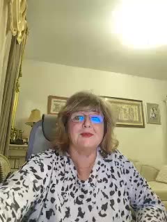 KarinkaSweet Live Sex December 14, 2025