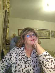 KarinkaSweet Live Sex December 14, 2025