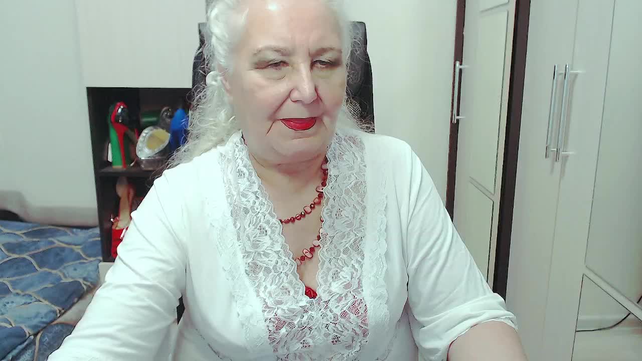 GrannyWants Live Sex December 17, 2025