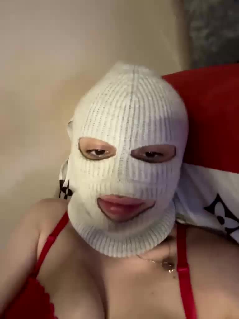 Bitttccchhh Live Sex December 14, 2025