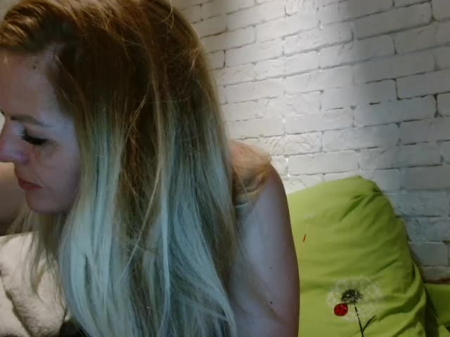 AngelAlone Live Sex December 18, 2025