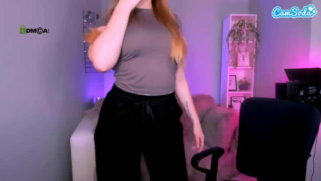 playfulsophie Live Sex December 17, 2025