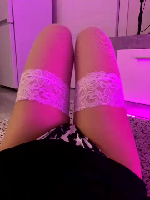 FeeBee Live Sex December 13, 2025