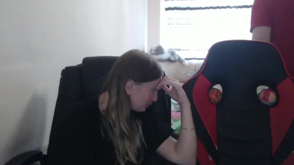 jenisandpeter Live Sex December 19, 2025