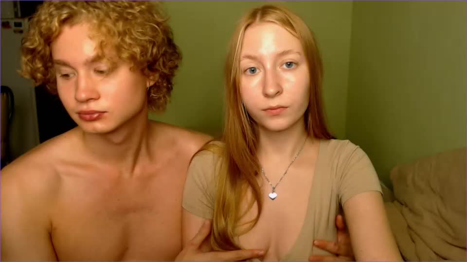 lessyxjhony Live Sex December 13, 2025