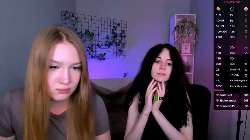 riley_sanders Live Sex December 17, 2025