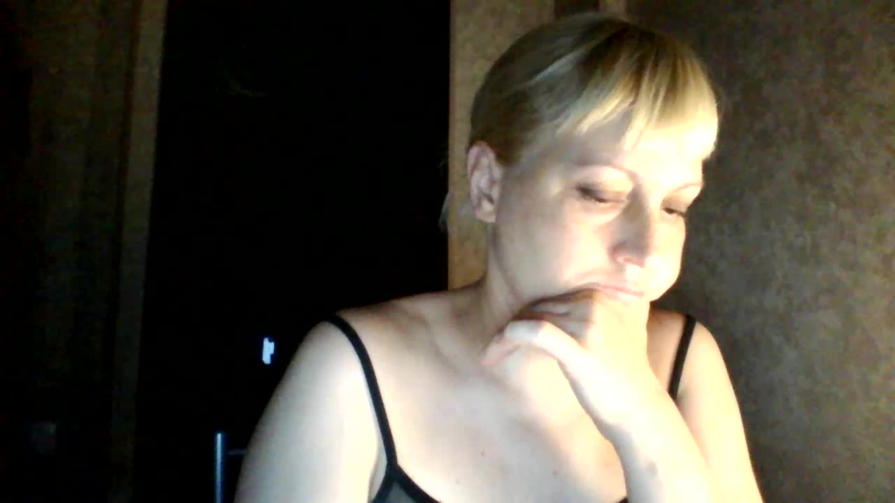 krisss2016 Live Sex December 15, 2025