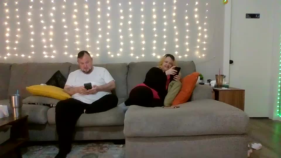 victoriaandjesse Live Sex December 18, 2025