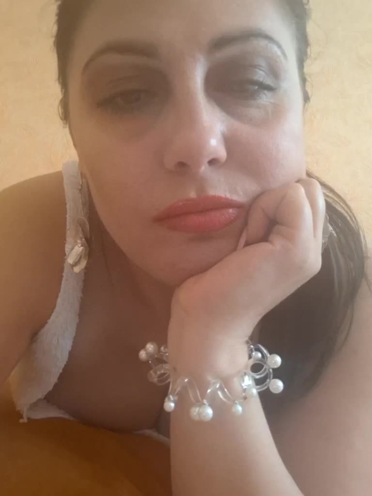 AmyRoses Live Sex December 18, 2025