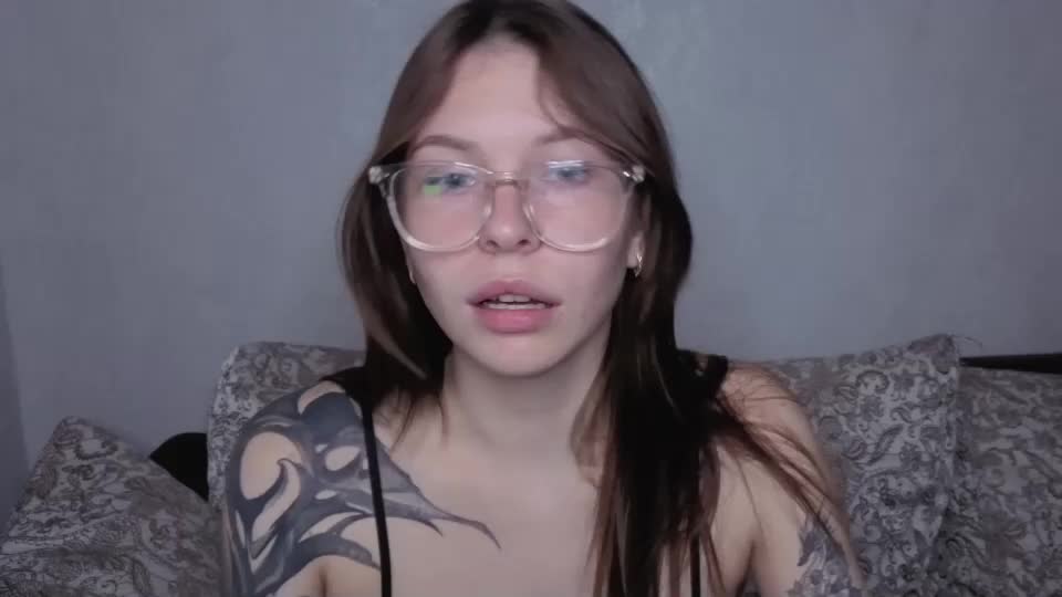 let_me_seee Live Sex December 13, 2025