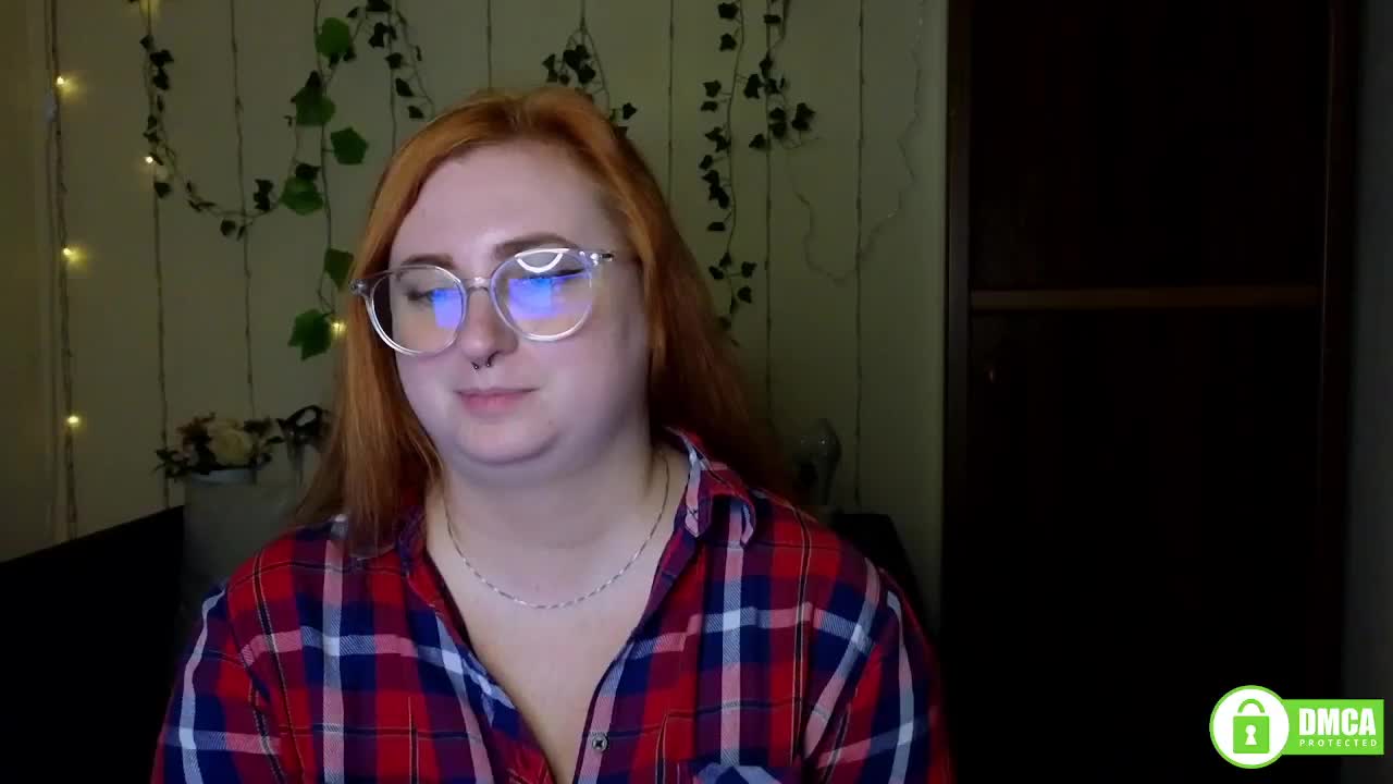 Aliciaredluv Live Sex December 17, 2025