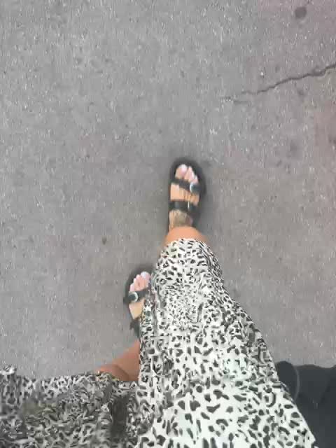 Karolina_Milf Live Sex December 14, 2025